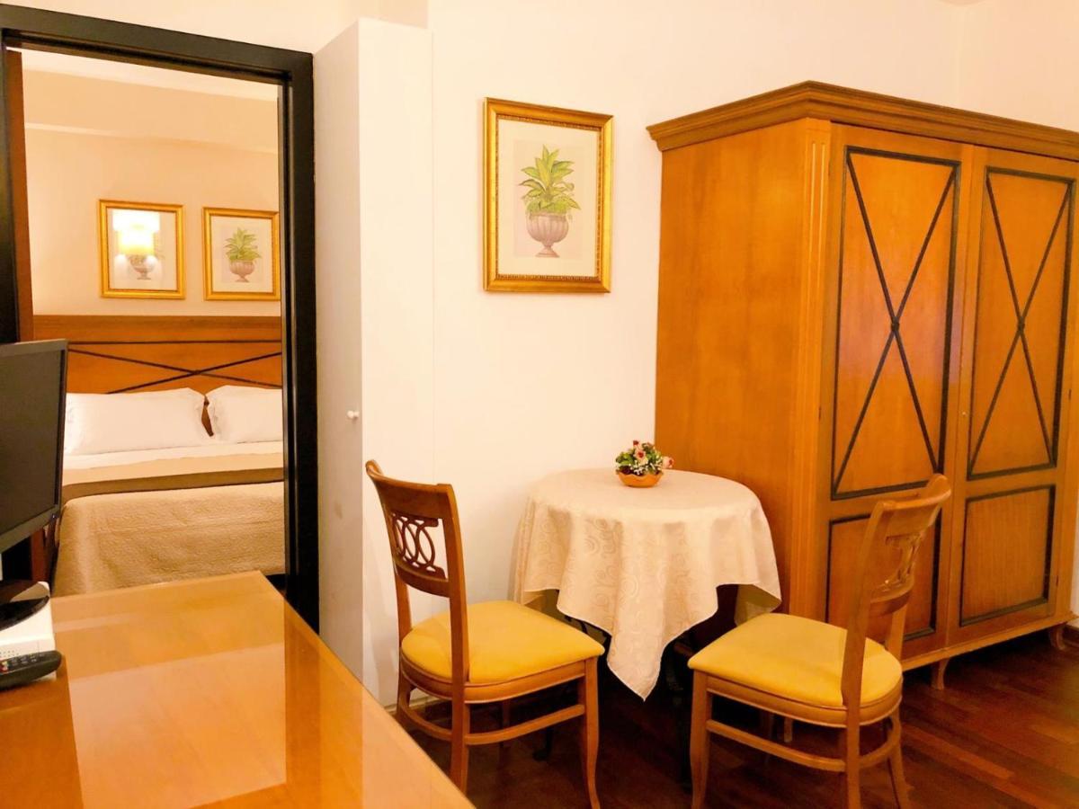 Hotel Florio Opera Palermo Central Exteriör bild